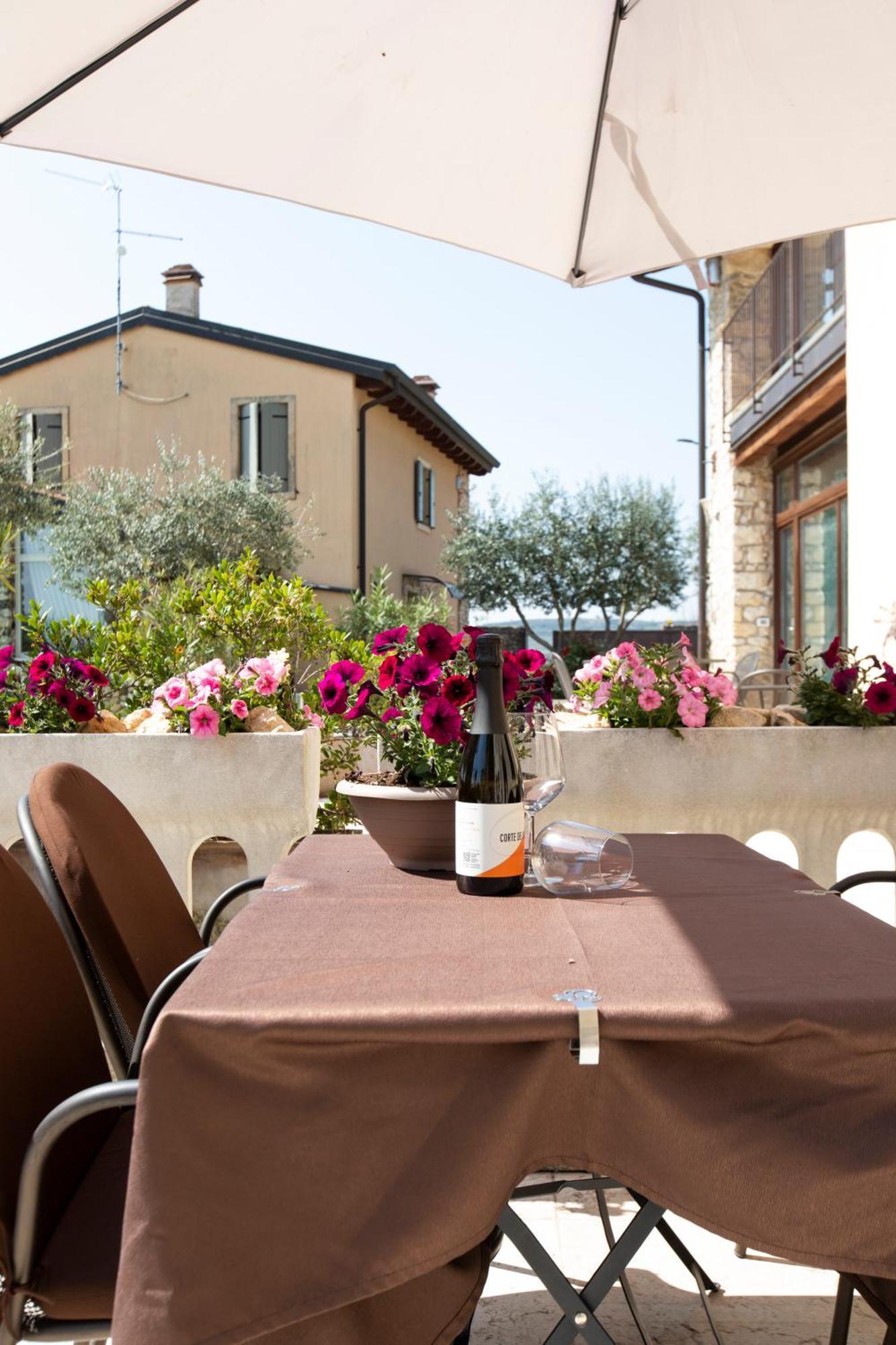 Corte Dei Soavi Suites - Apartments Soave  Zewnętrze zdjęcie